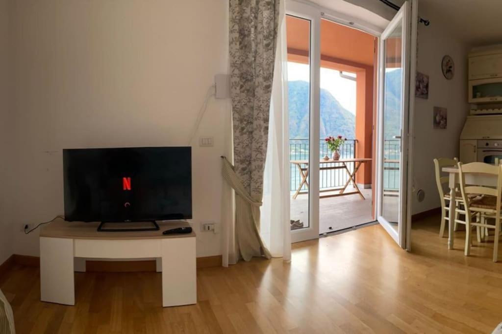 Vista Lago Panoramica Colonno Εξωτερικό φωτογραφία